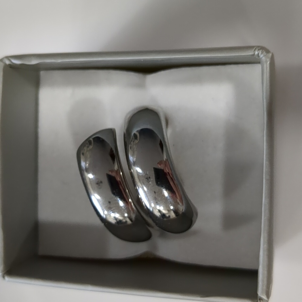 Women's ring